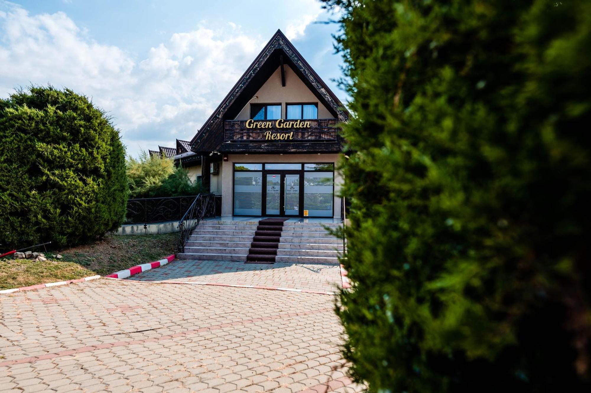 Green Garden Resort Odobesti Eksteriør billede