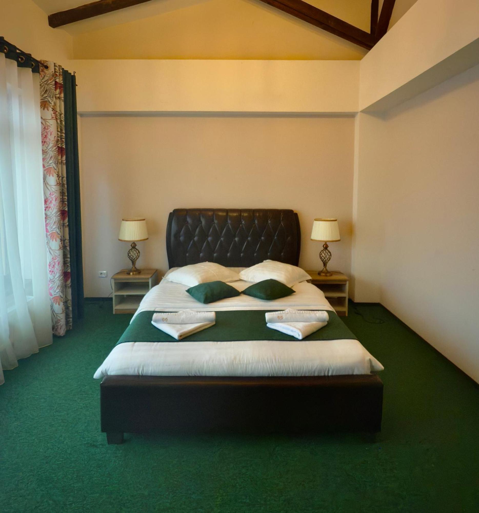 Green Garden Resort Odobesti Eksteriør billede